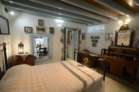 Old Traditional House Mandraki  ภายนอก รูปภาพ